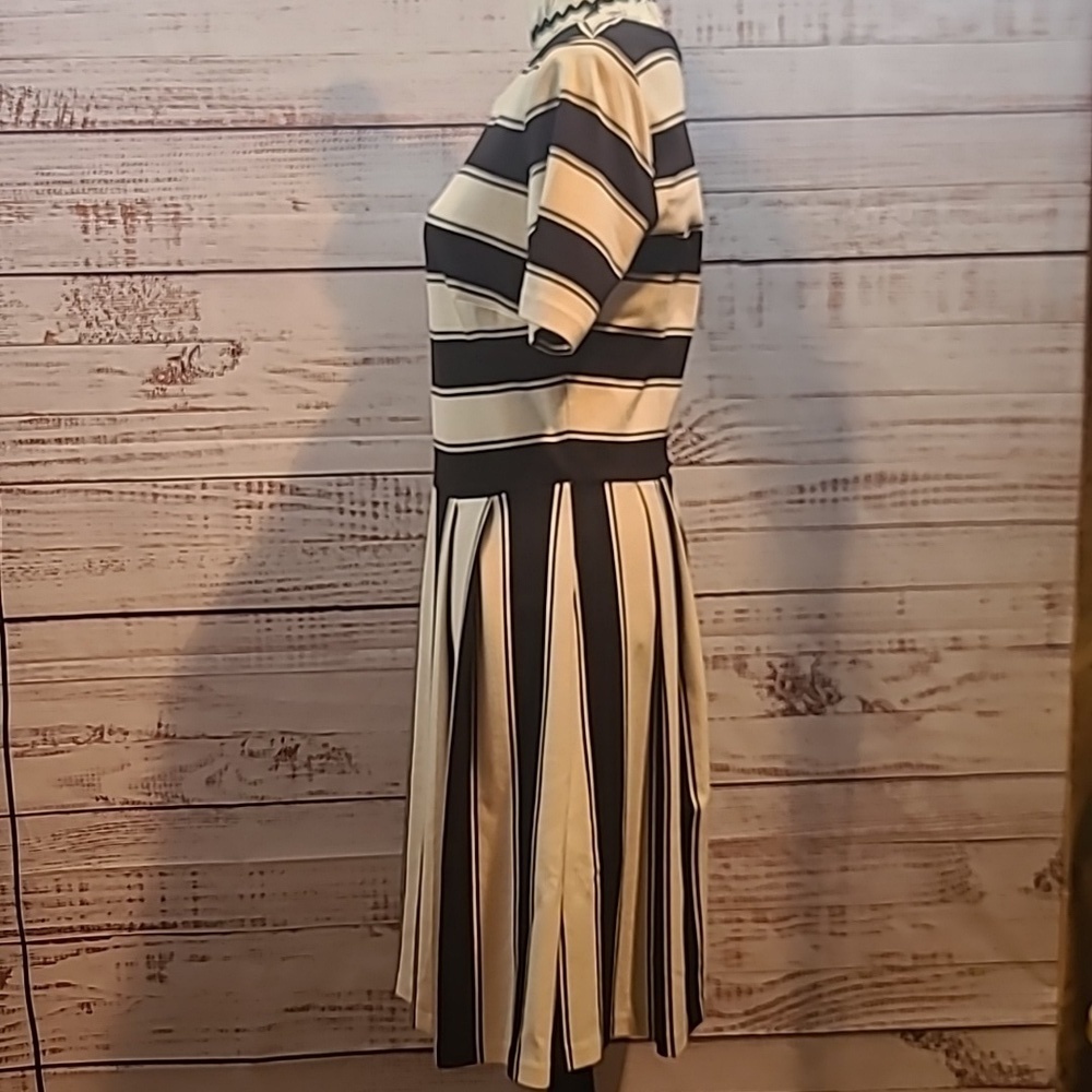 Loft thick stretch stripped dress - Picture 4 of 8